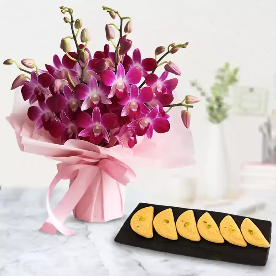 Stunning Orchids N Chandrapuli Treat