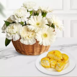 Elegant Floral & Savory Delight Set 1