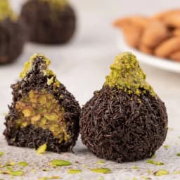Gourmet Treats Chocolate Pistachio Modak Pack 1