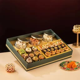 Majestic Peacock Delight Hamper 1