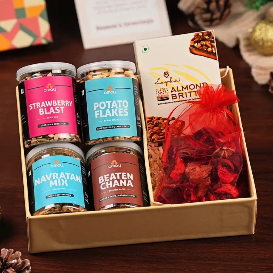 Deluxe Holiday Snack Treat Box