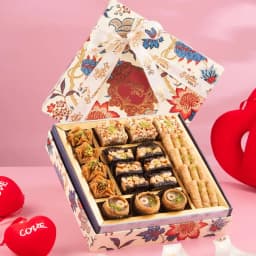 Baklava Bliss - Exquisite Treats for Your Sweetheart 1