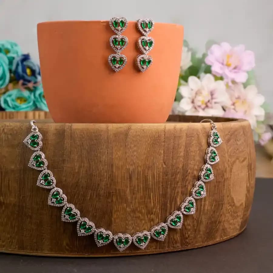 Charming Heart-Shaped Jewelry Set