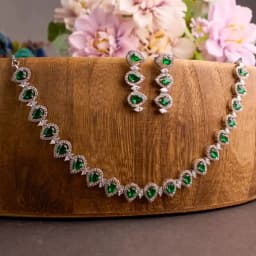 Graceful Pears Jewelry Set 1