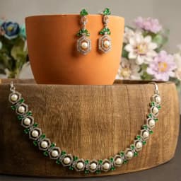 Chic Hexagonal Pearl Ensemble 1