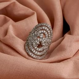 Chic Oval Stone Band Ring 1