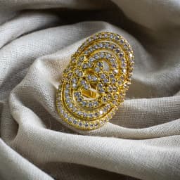 Chic Oval Radiance 1