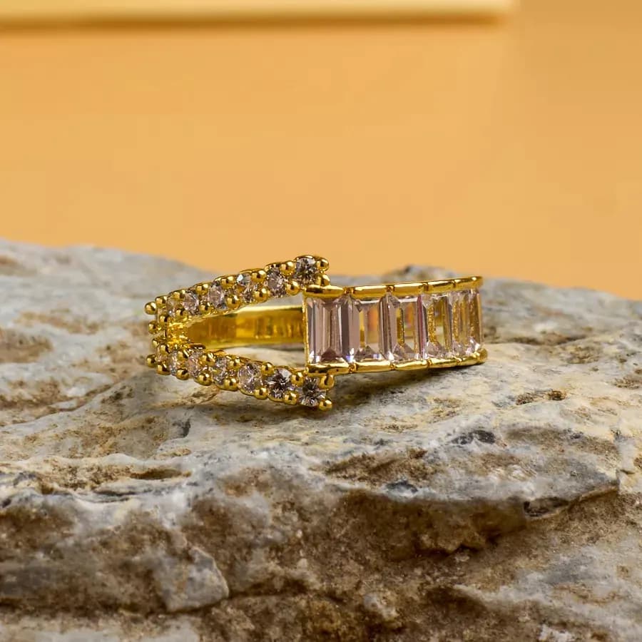 Radiance of Elegance: Brilliant V Ring