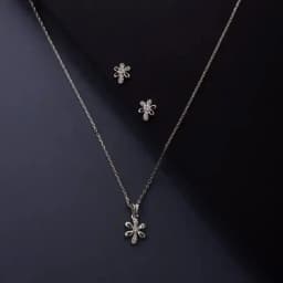 Blossom Radiance Jewelry Ensemble 1