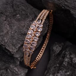 Graceful Pear Drop Bracelet 1