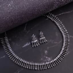 Radiant Strength Necklace 1