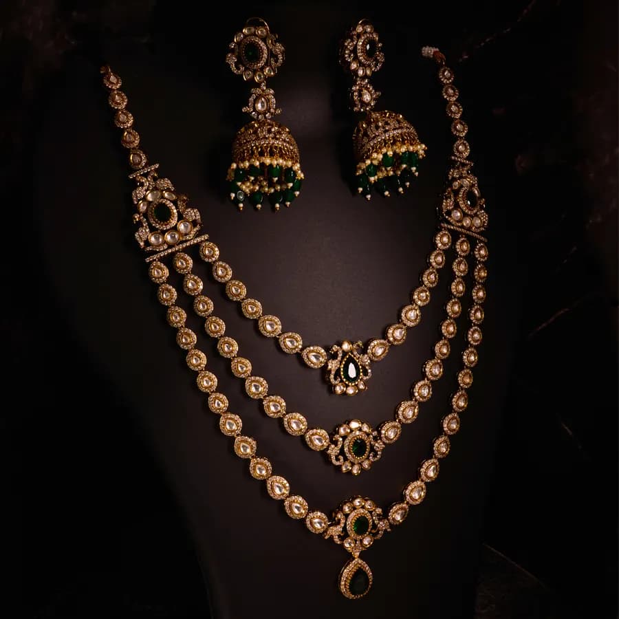 Emerald Elegance Bridal Jewelry Set