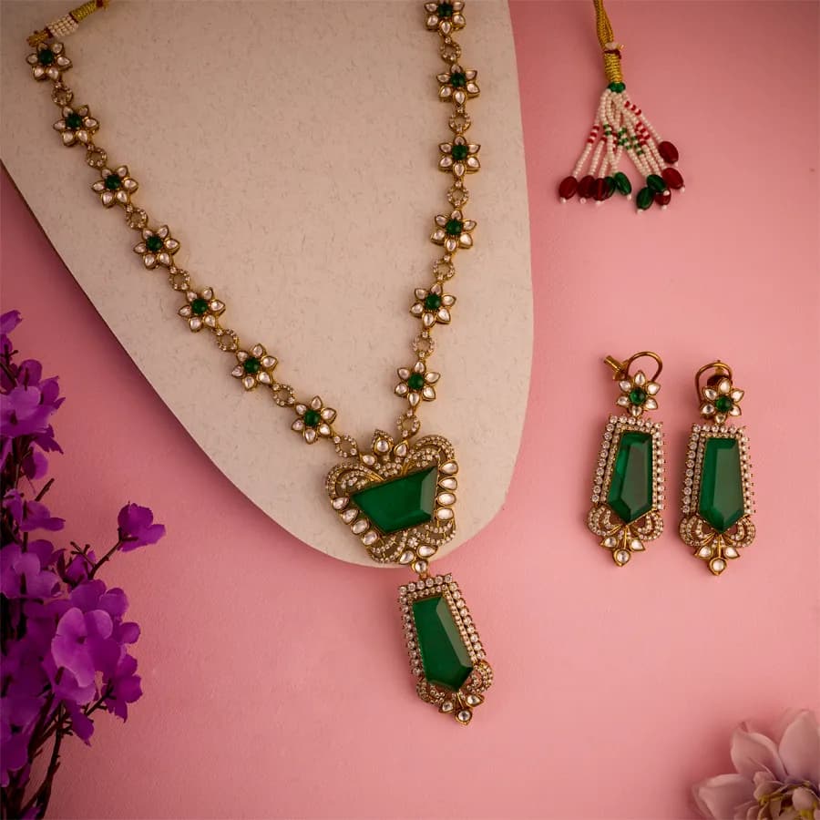 Emerald Blossom Kundan Necklace Ensemble