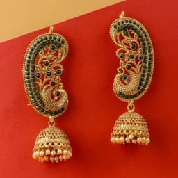 Elegant Emerald-Adorned Jhumka Earrings 1