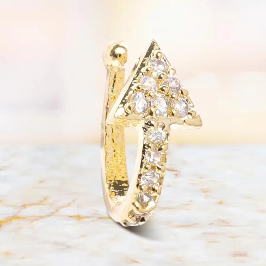Modern Gold-Plated Nosepin with Geometric Design