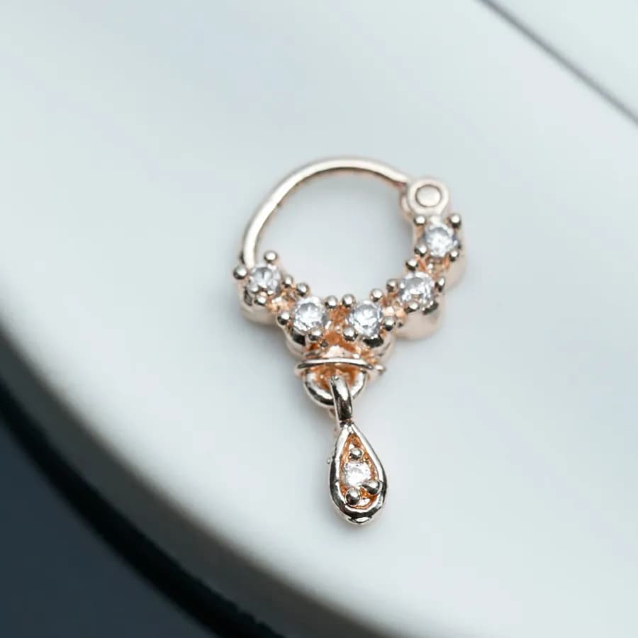 Chic Rose Gold Teardrop Nose Stud