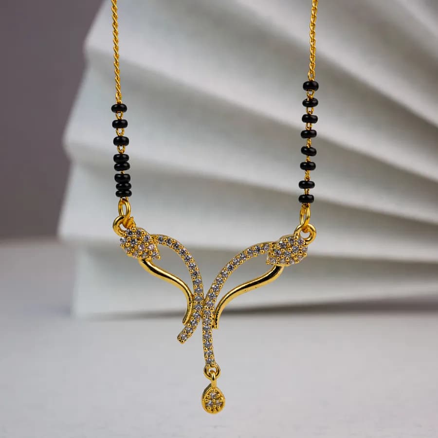 Chic Y-Design Mangalsutra