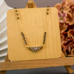 Charming Floral Gold Mangalsutra 1