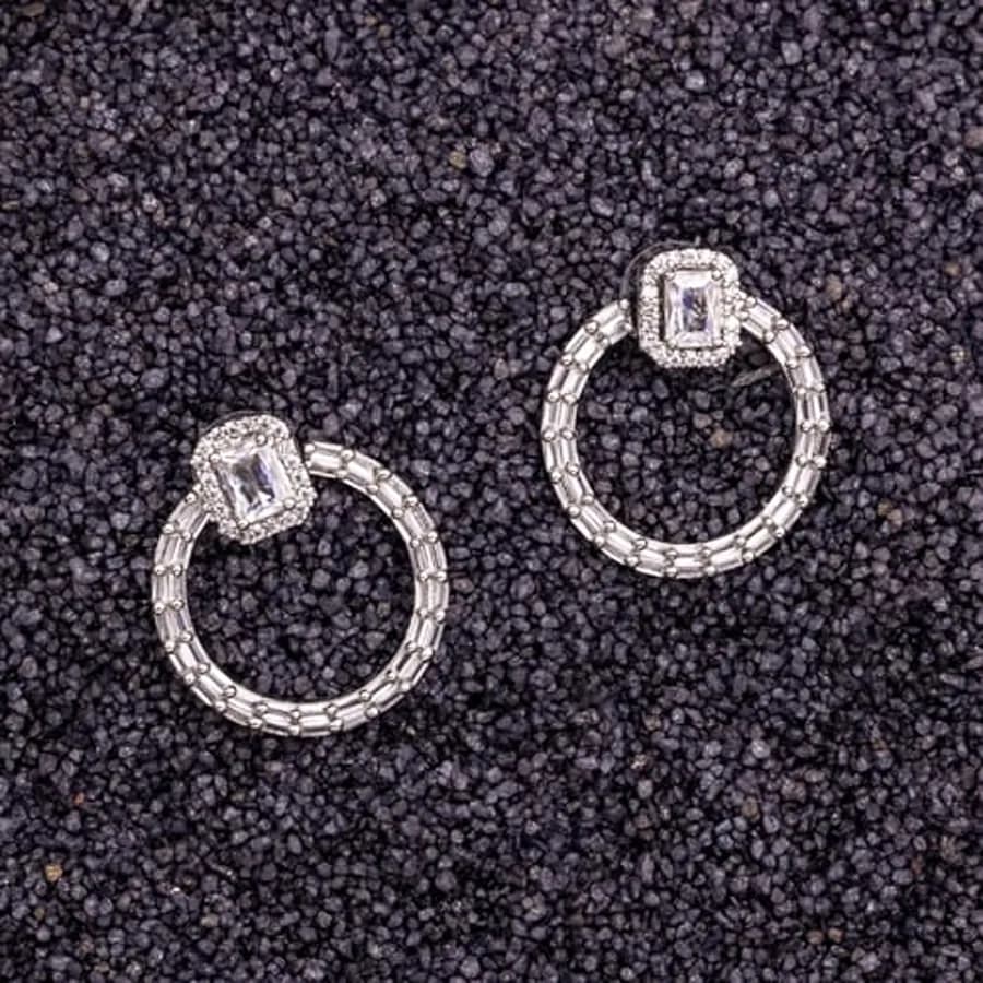 Elegant Emerald Hoop Earrings