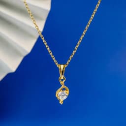 Chic Spiral Gold Necklace 1