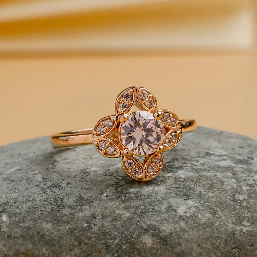 Floral Elegance Solitaire Band