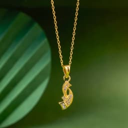 Sleek Gold Curved Pendant Necklace 1