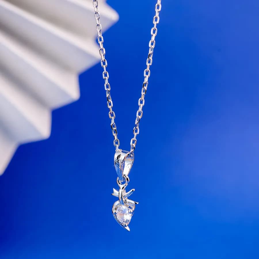 Charming Heart Pendant Necklace