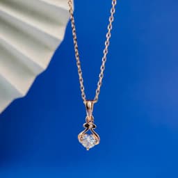 Timeless Rose Gold Pendant Necklace 1