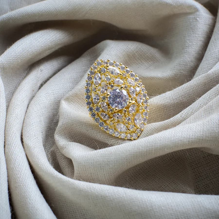 Elegant Gold Marquise Ring