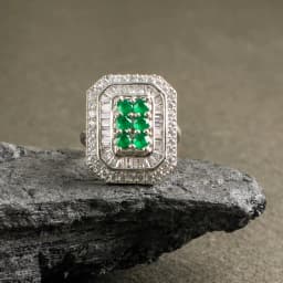 Glamorous Green Elegance Ring 1