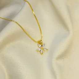 Charming Floral Gold Necklace 1