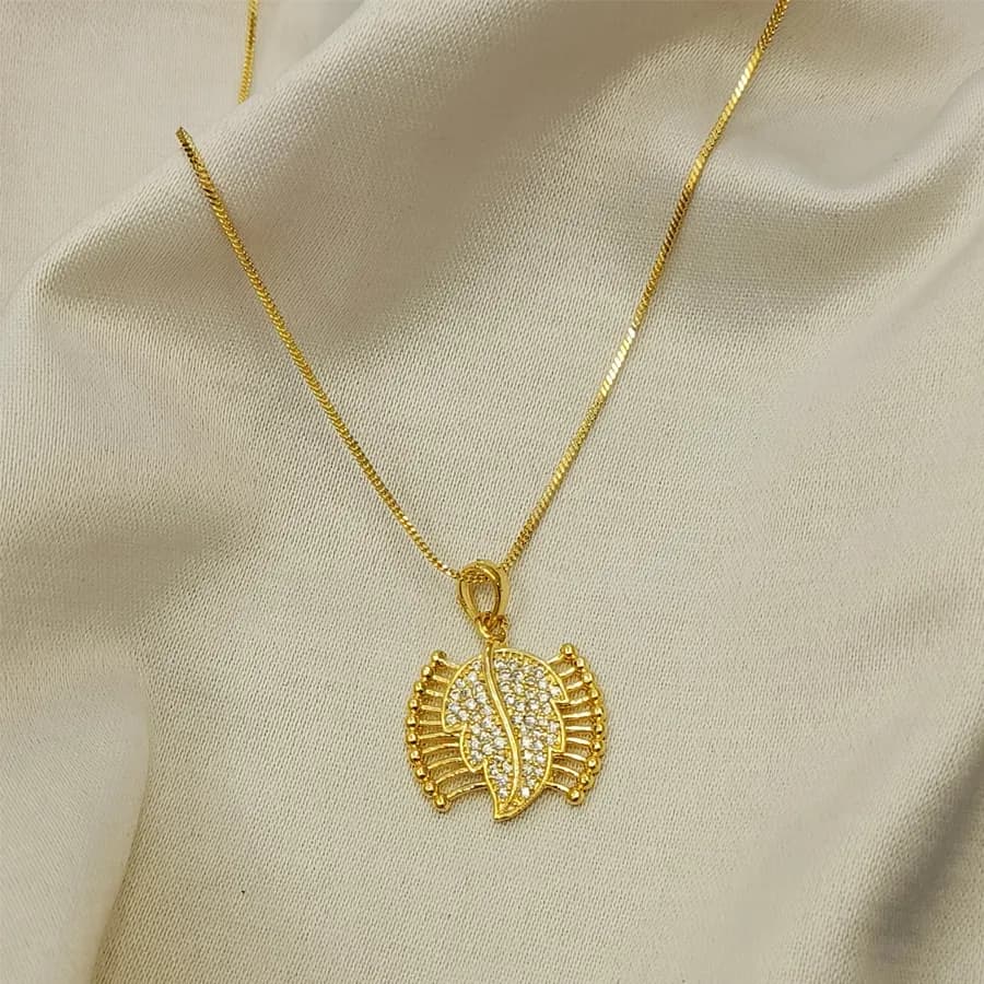 Nature's Embrace Gold Necklace