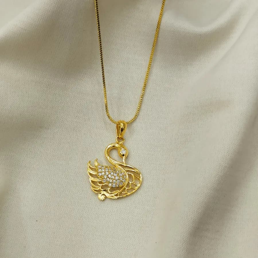 Swan Grace: Glistening Gold Pendant Necklace