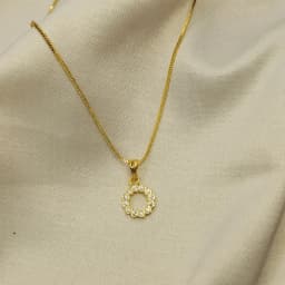 Sophisticated Gold Halo Pendant 1