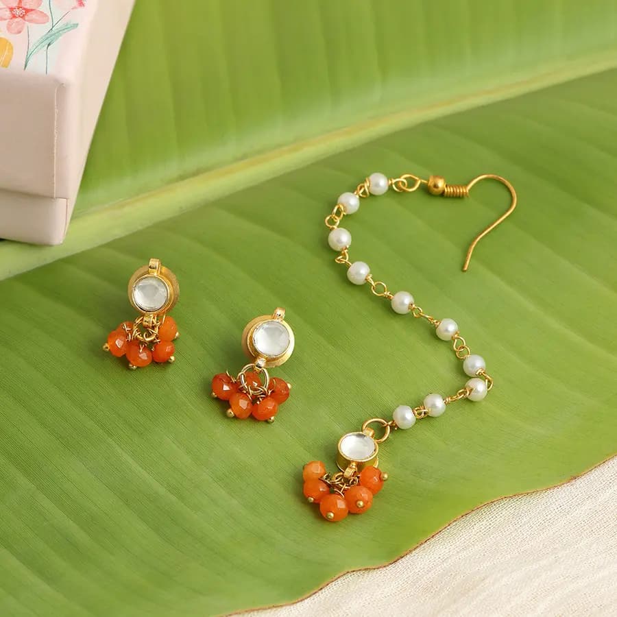 Elegant Jhumka Adornments with Pearlescent Accents