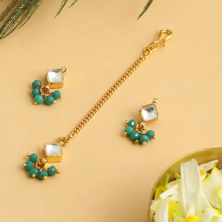 Elegant Glimmer Maang Tikka Ensemble