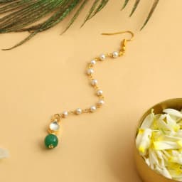 Serene Elegance Maang Tikka 1