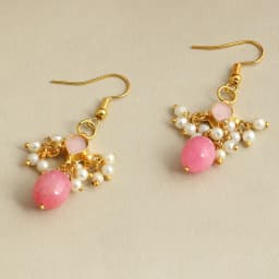 Elegant Blush Pearl Dangle Earrings 1