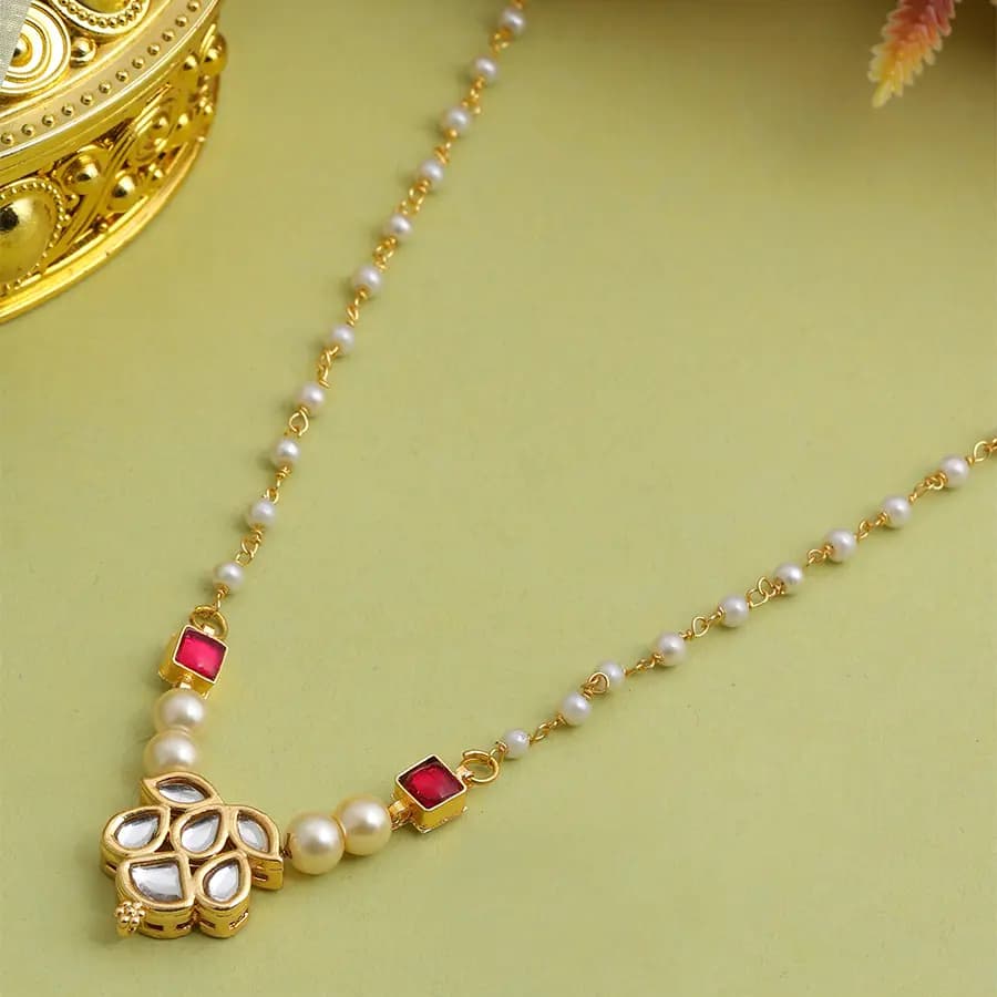 Elegant Pearl Drop Necklace