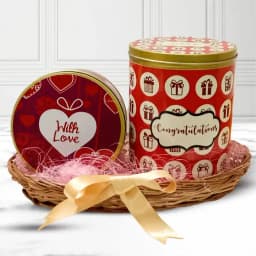 Delightful Combo of Cookies N Chocolates 1