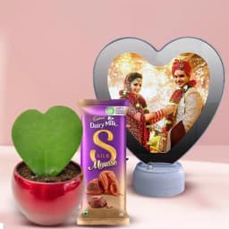 Spectacular V day Gift of Personalized Photo Heart Lamp Clock with Hoya Plant n Mousse Chocolate 1