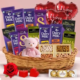 Adorable Be My Valentine Gift Hamper 1