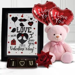 Attractive 5th Year Special Valentine Gift Hamper 1