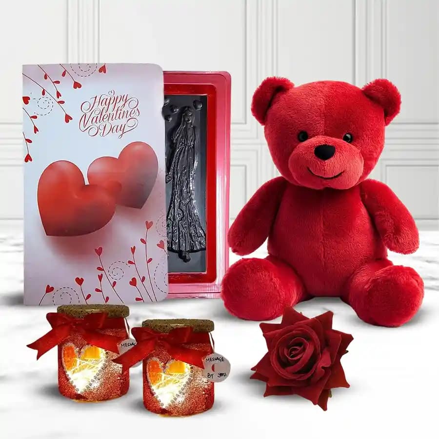 Fabulous Valentine Gift Combo for Fiancee