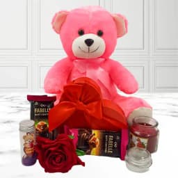 Exclusive Valentine Special Love Hamper 1
