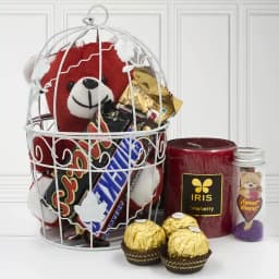 Amazing Love Cage of Teddy n Chocolates 1