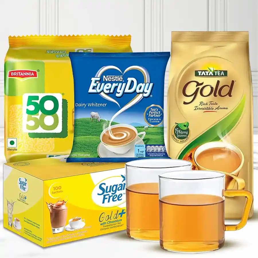 Classic Tea Hamper with Designer Mug for Xmas