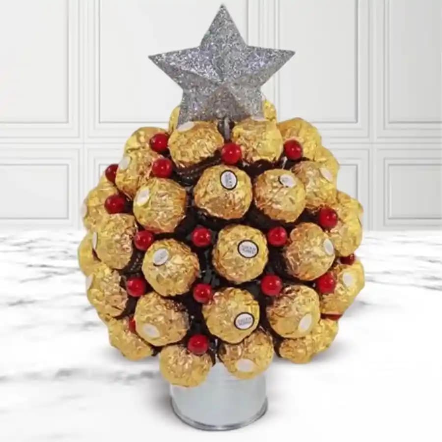 Elegant Xmas Bouquet of Ferrero Rocher