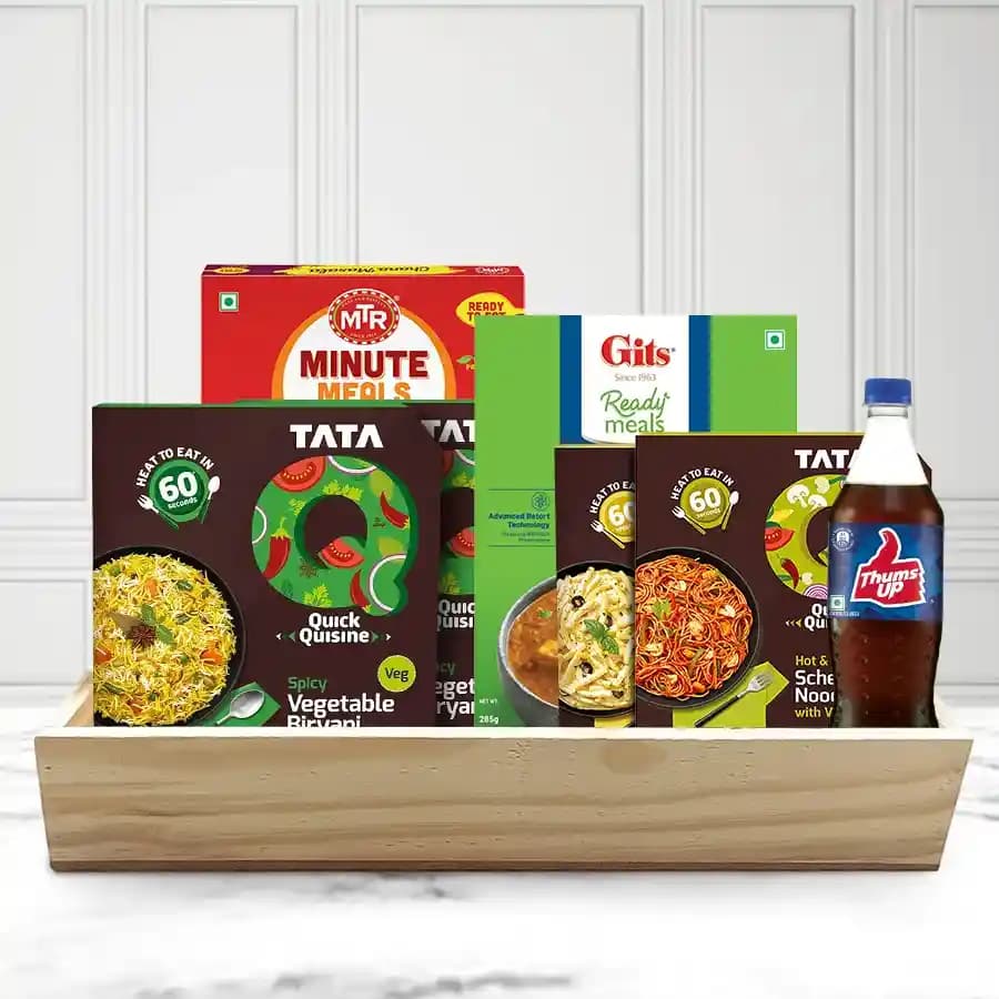 Wide Spread Veg Lunch Hamper for Xmas