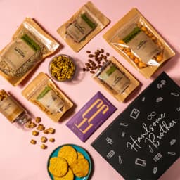 Gourmet Delight Snack Basket 1